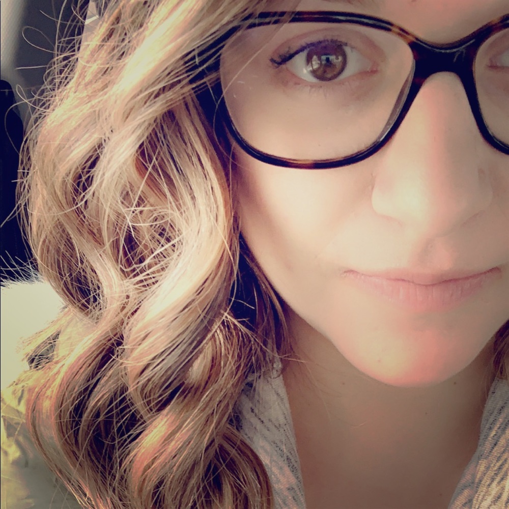 Meet your Posher, Lindsey